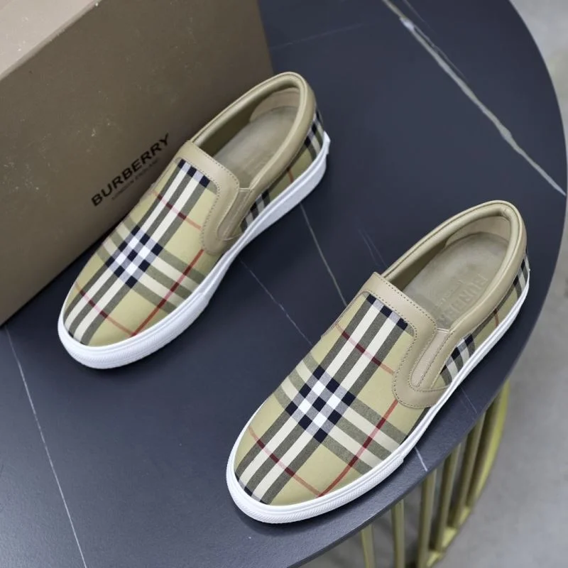Burberry Low Shoes DailyWear 17180