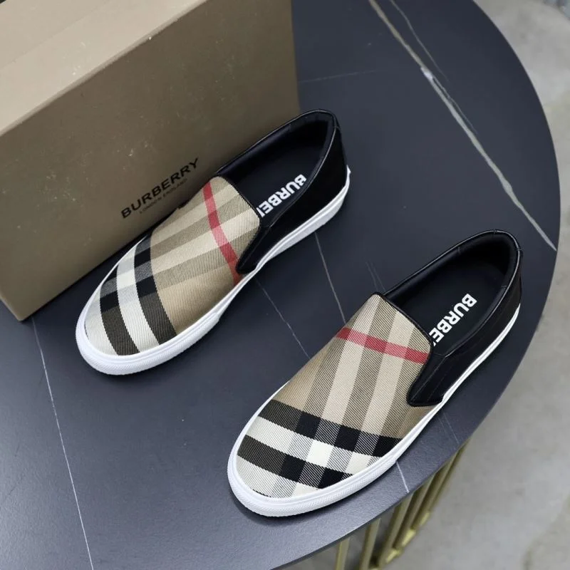 Burberry Low Shoes Lightweight 17187