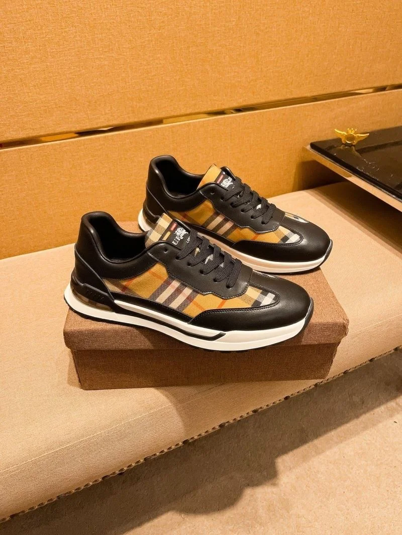 Burberry Low Shoes WellDesigned 17185