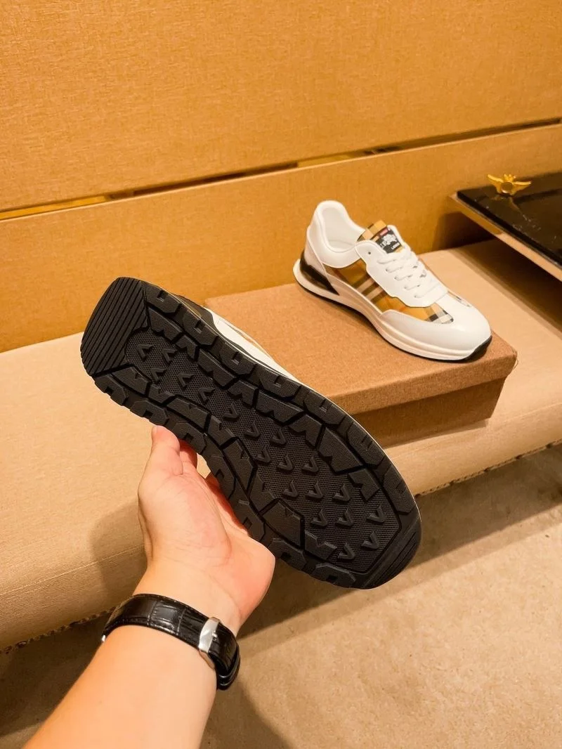 Burberry Low Shoes Tailored 17171