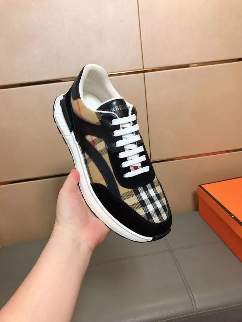 Modern Burberry Low Shoes 17181