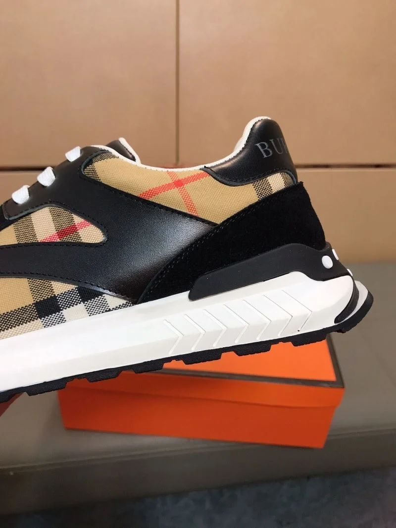 Modern Burberry Low Shoes 17181