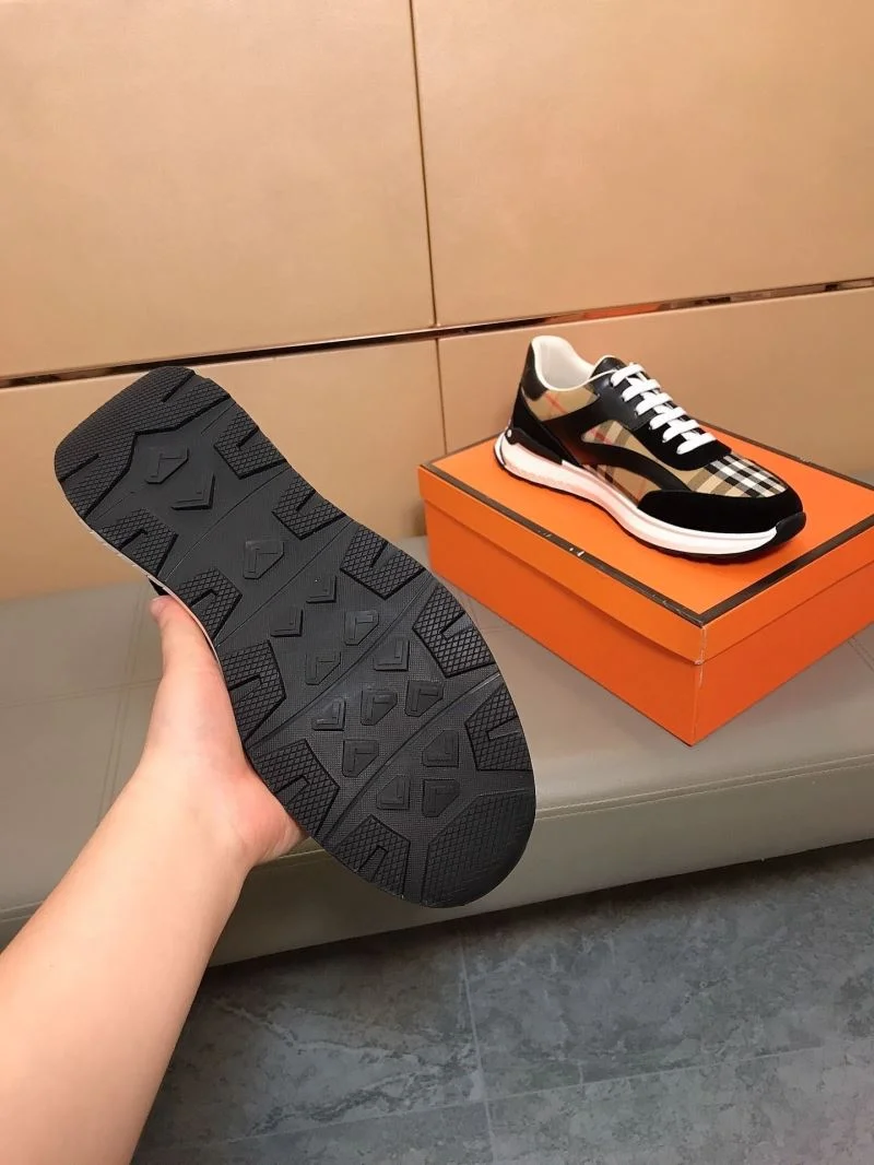 Modern Burberry Low Shoes 17181