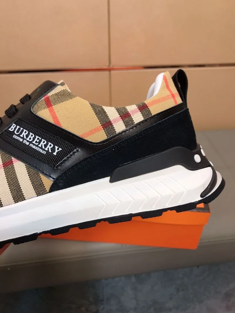 MoistureWicking Burberry Low Shoes 17188