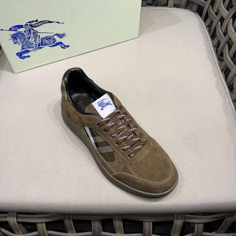 Resilient Burberry Low Shoes 17176