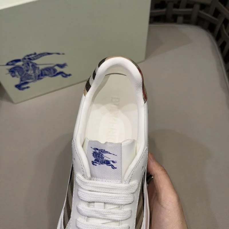 MoistureWicking Burberry Low Shoes 17177