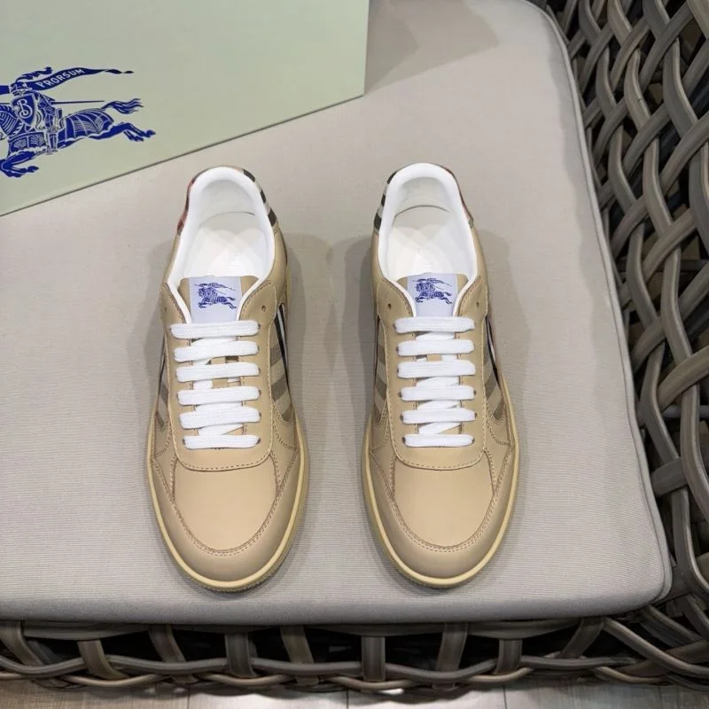 Burberry Low Shoes SmartChoice 17166