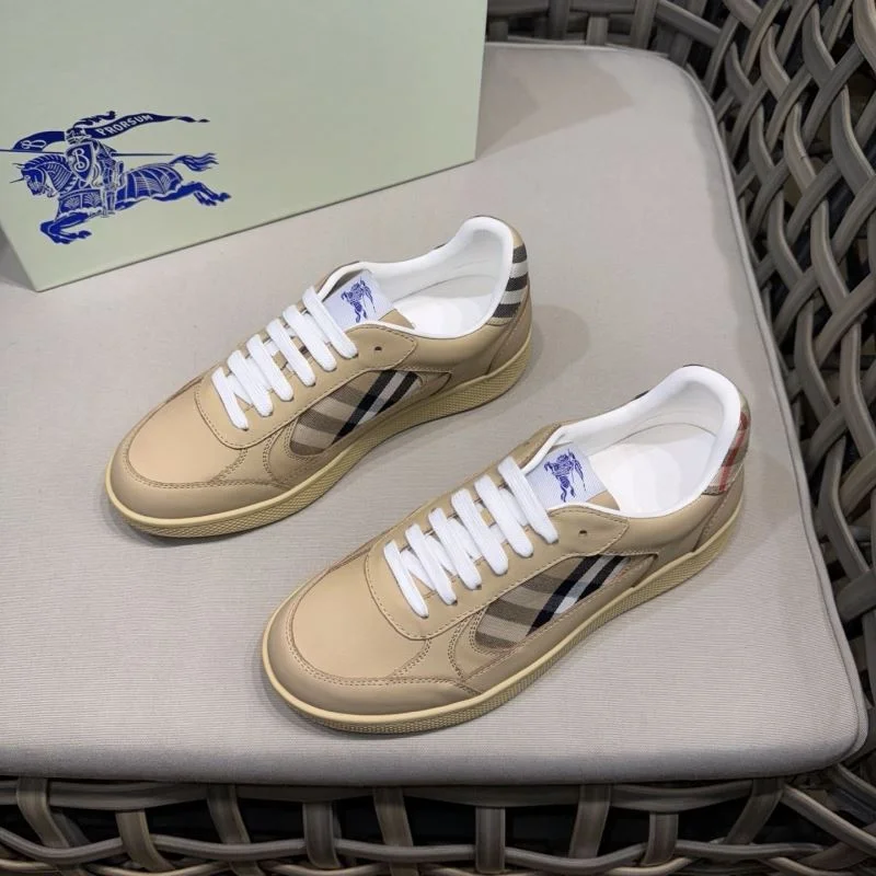 Burberry Low Shoes SmartChoice 17166