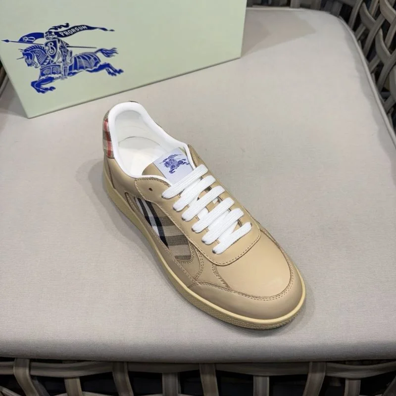 Burberry Low Shoes SmartChoice 17166