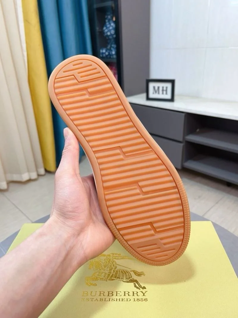 Burberry Low Shoes Upgraded 17157