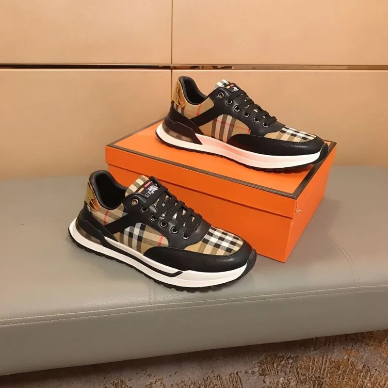 Burberry Low Shoes Sophisticated 17164