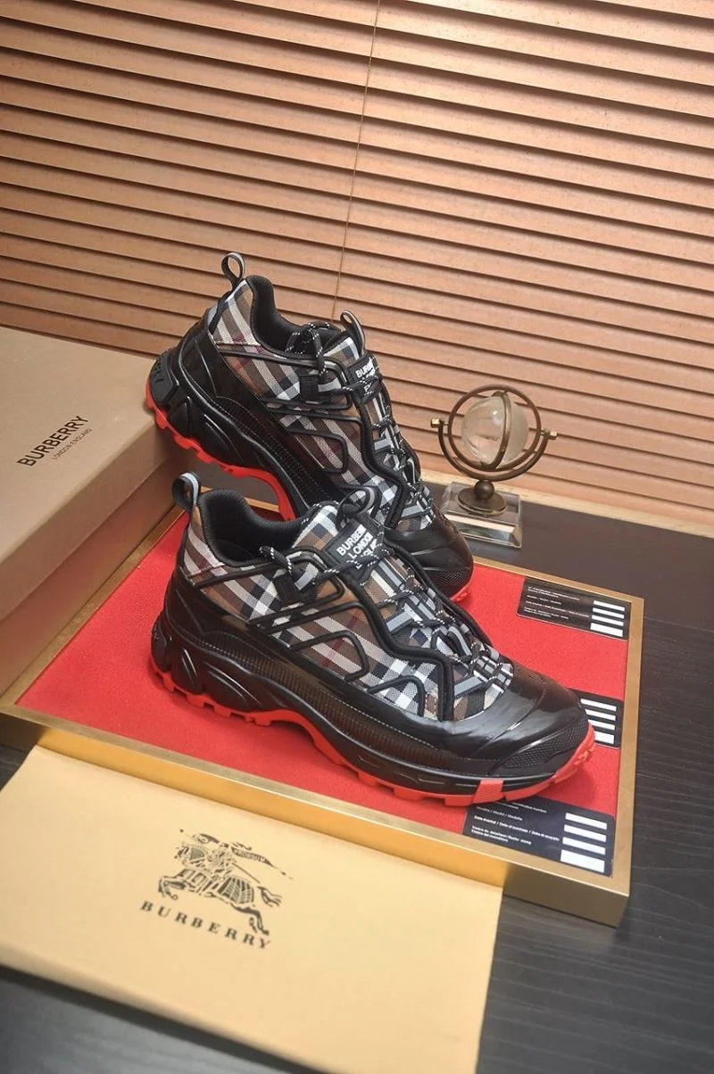 Attractive Burberry Low Shoes 17146
