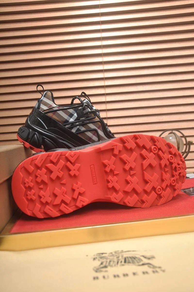 Attractive Burberry Low Shoes 17146