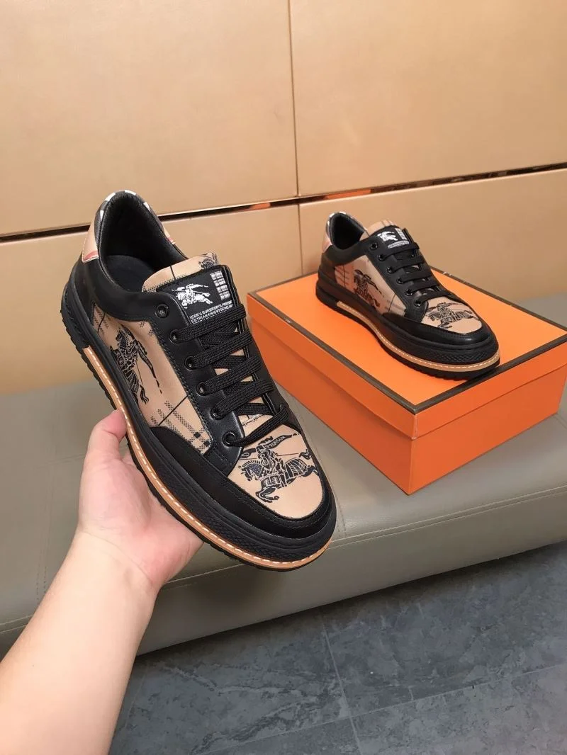 Flexible Burberry Low Shoes 17143