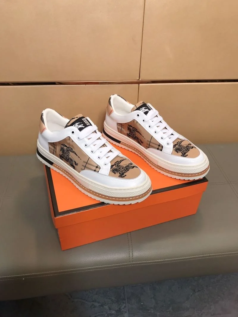 Burberry Low Shoes Lightweight 17154