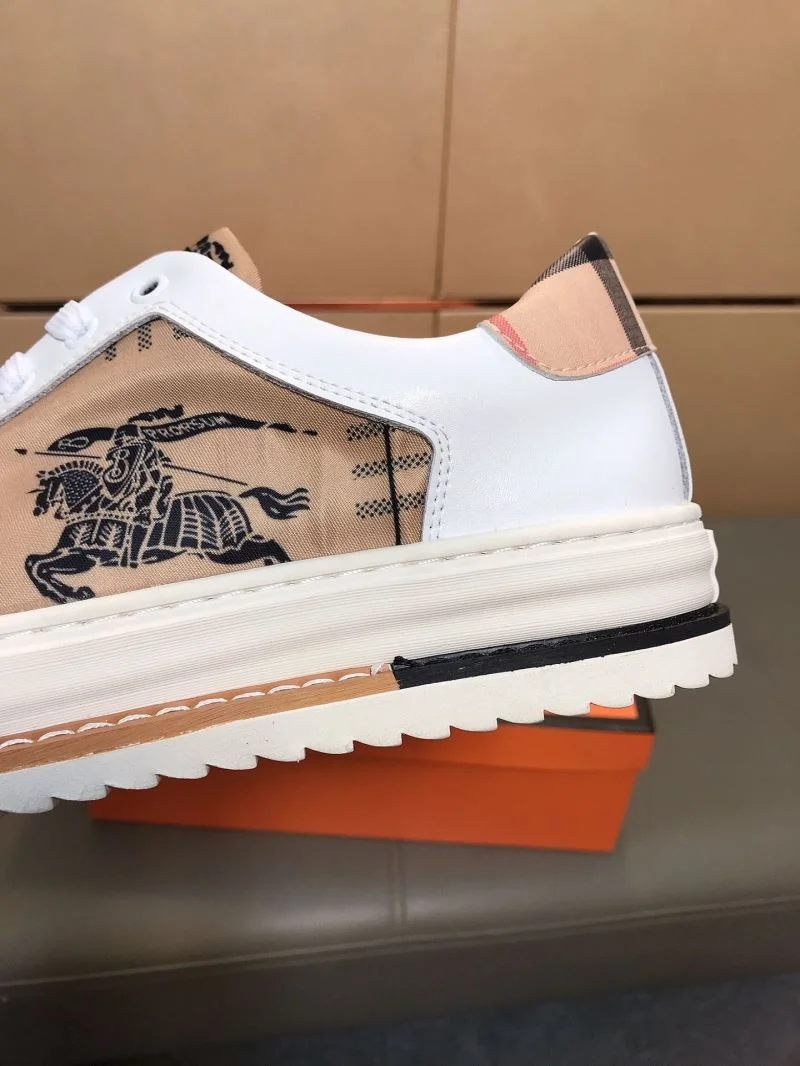 Burberry Low Shoes Lightweight 17154