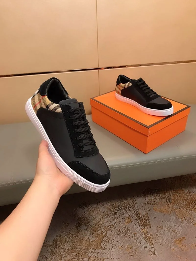 WeatherProof Burberry Low Shoes 17150