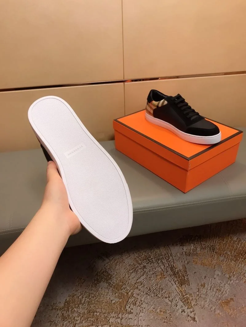 WeatherProof Burberry Low Shoes 17150
