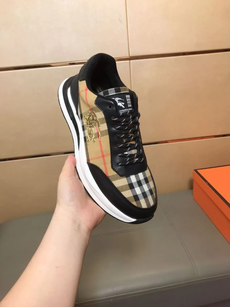 Efficient Burberry Low Shoes 17201