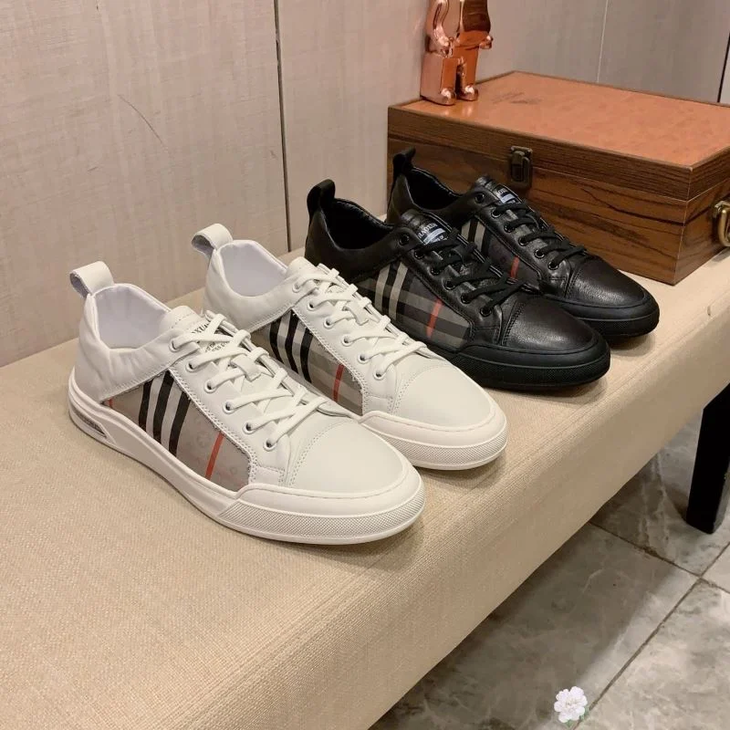WellDesigned Burberry Low Shoes 17137