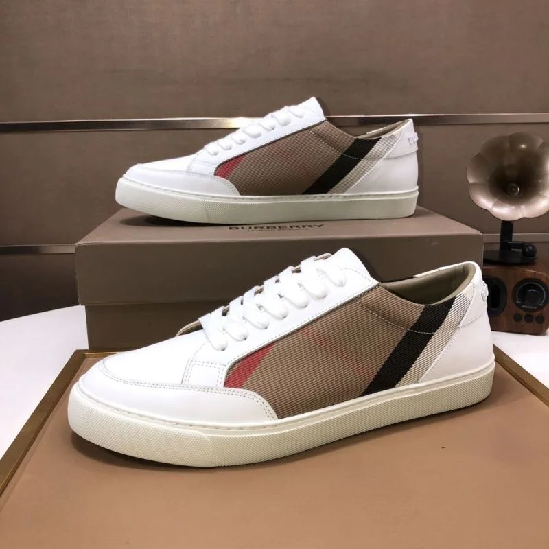 Burberry Low Shoes Minimalist 17196