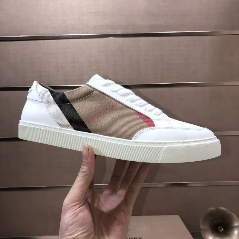 Burberry Low Shoes Minimalist 17196