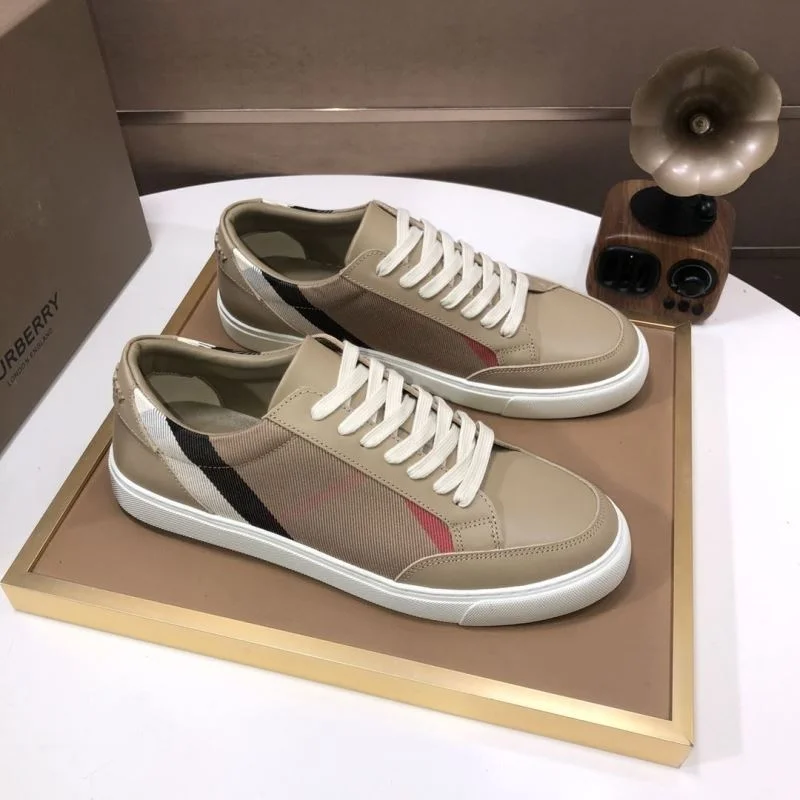 EyeCatching Burberry Low Shoes 17141