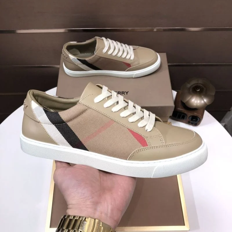 EyeCatching Burberry Low Shoes 17141