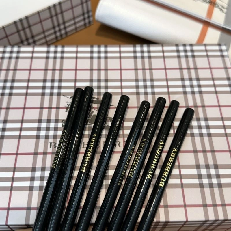Burberry Makeup Brushe Unique 267574