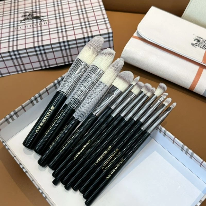 Burberry Makeup Brushe Unique 267574