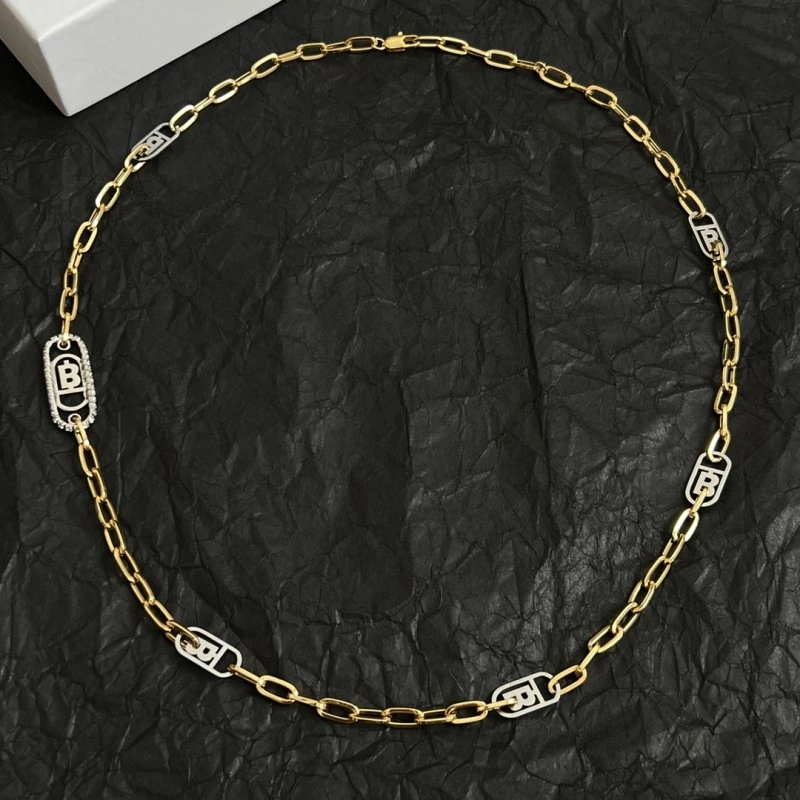 Burberry Necklaces Chic 208151