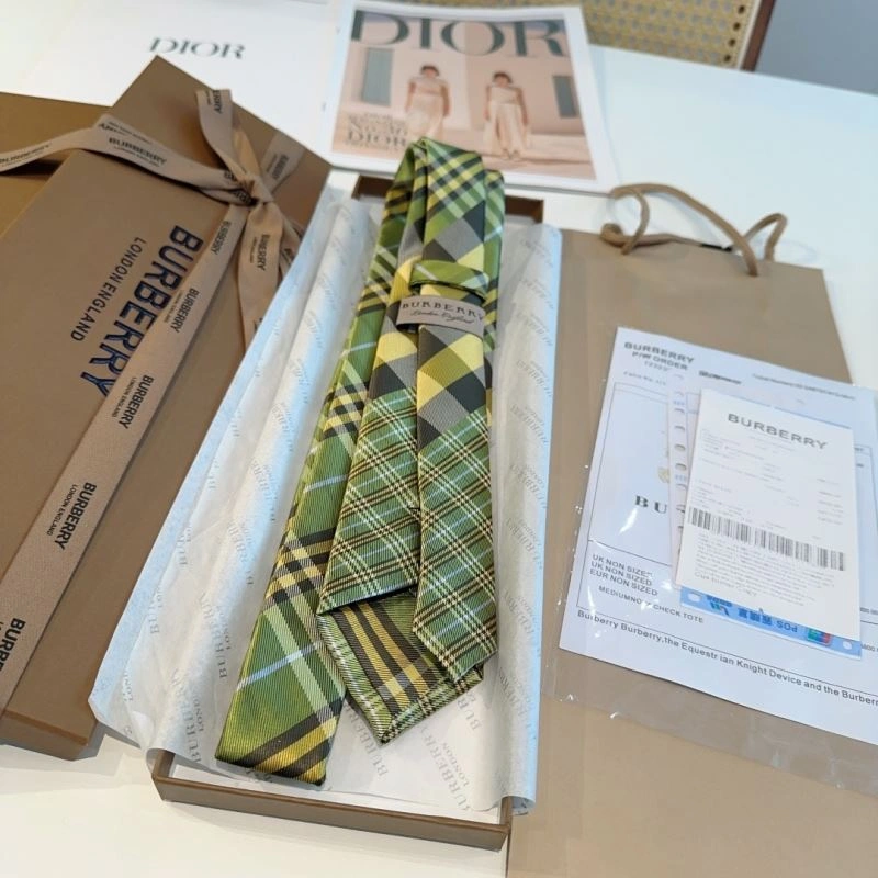 Burberry Neckties Bright 269040