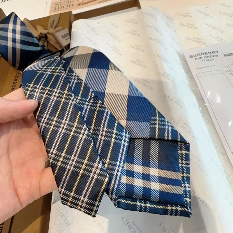 Burberry Neckties Durable 269031