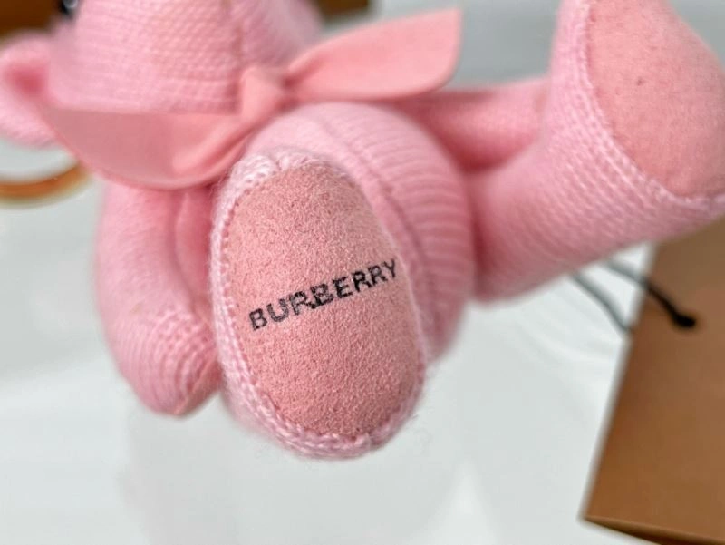 Lightweight Burberry Ornaments 270361