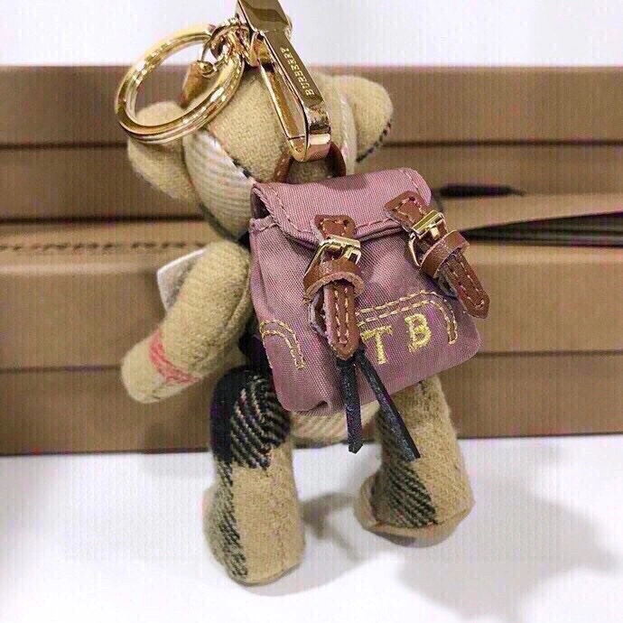 Trendy Burberry Ornaments 270355
