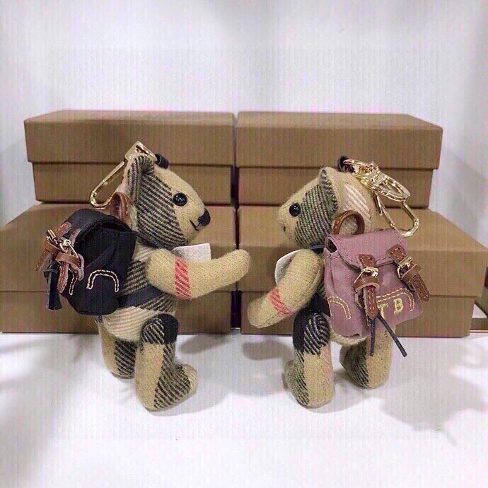 Trendy Burberry Ornaments 270355