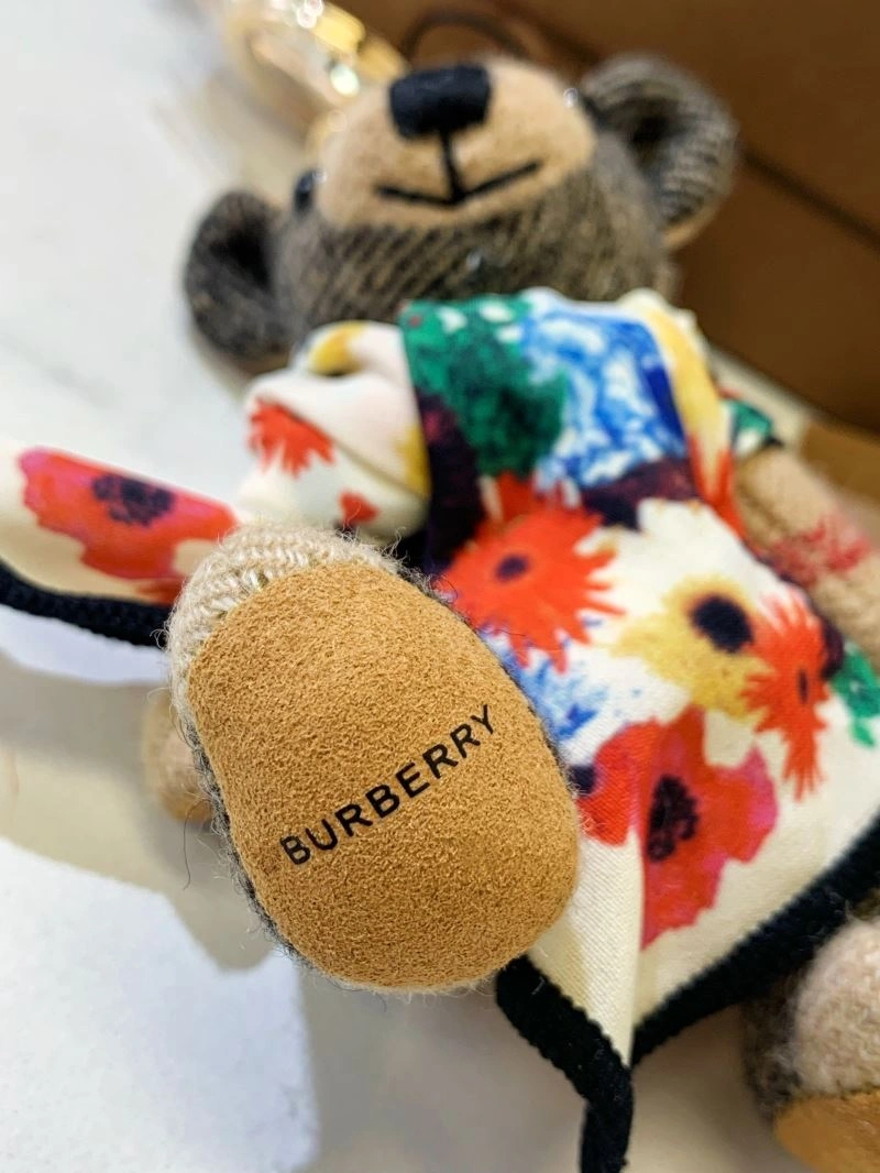 Seasonal Burberry Ornaments 270345