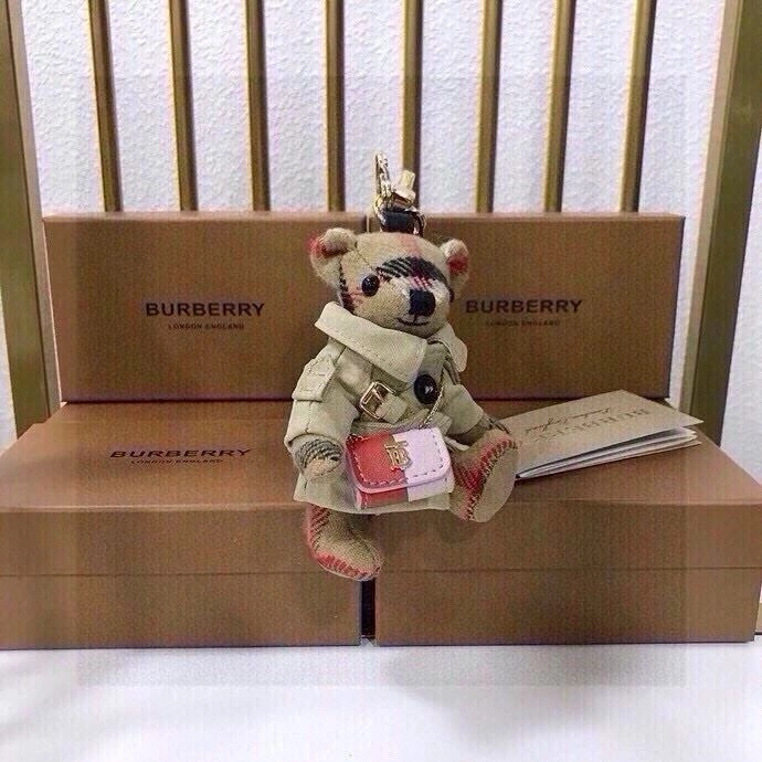 Flexible Burberry Ornaments 269250