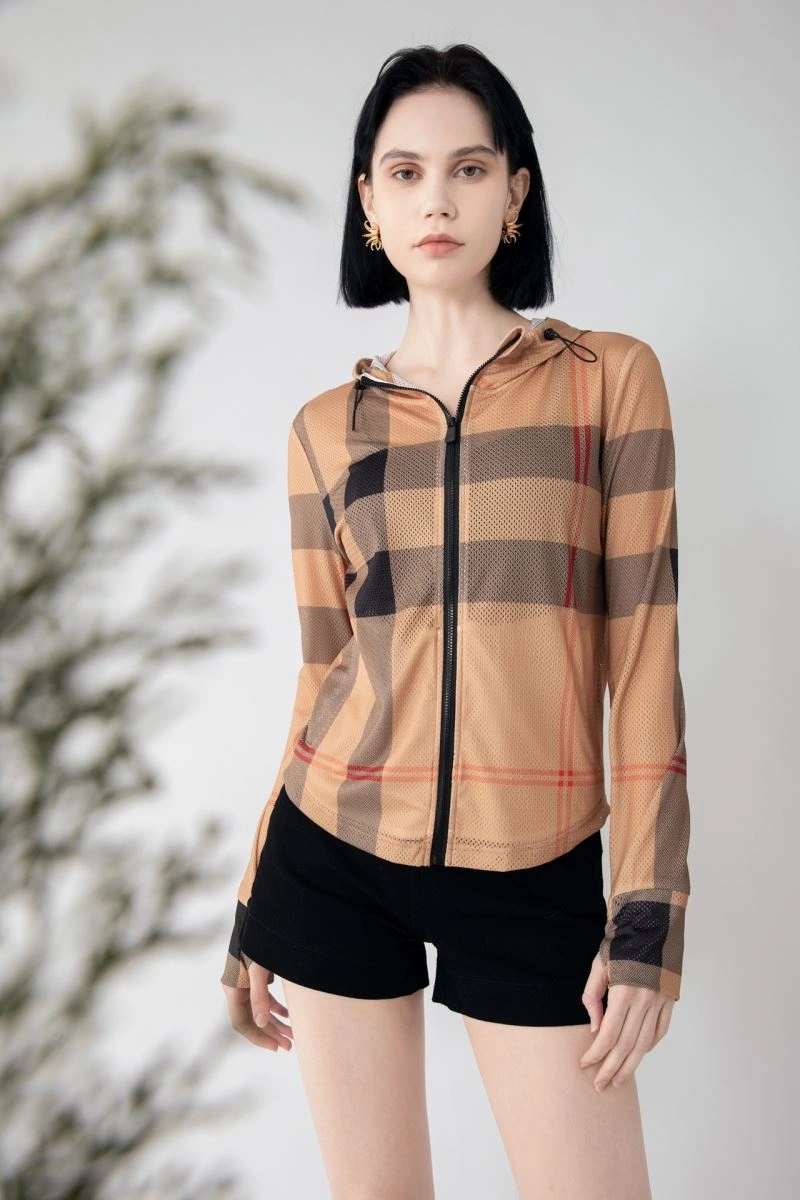 Burberry Outwear Chic 104718
