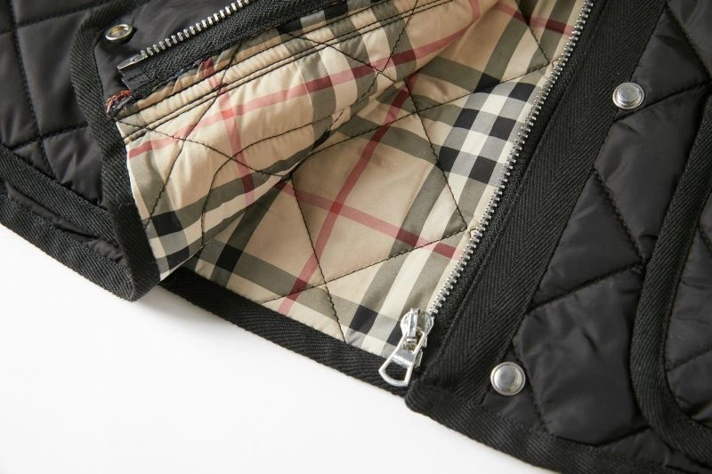Practical Burberry Outwear 104716