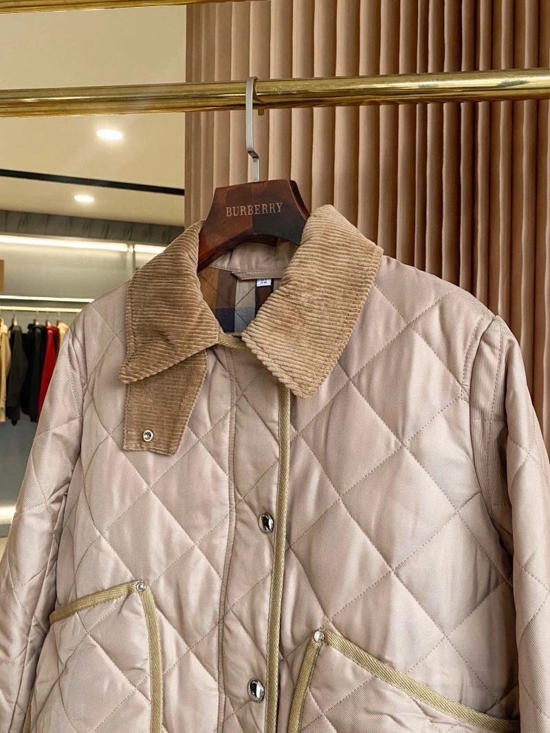 Burberry Outwear EasyMatch 104717