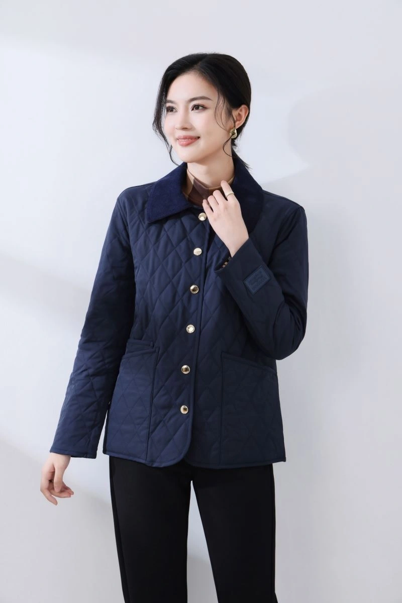 Sustainable Burberry Outwear 104745