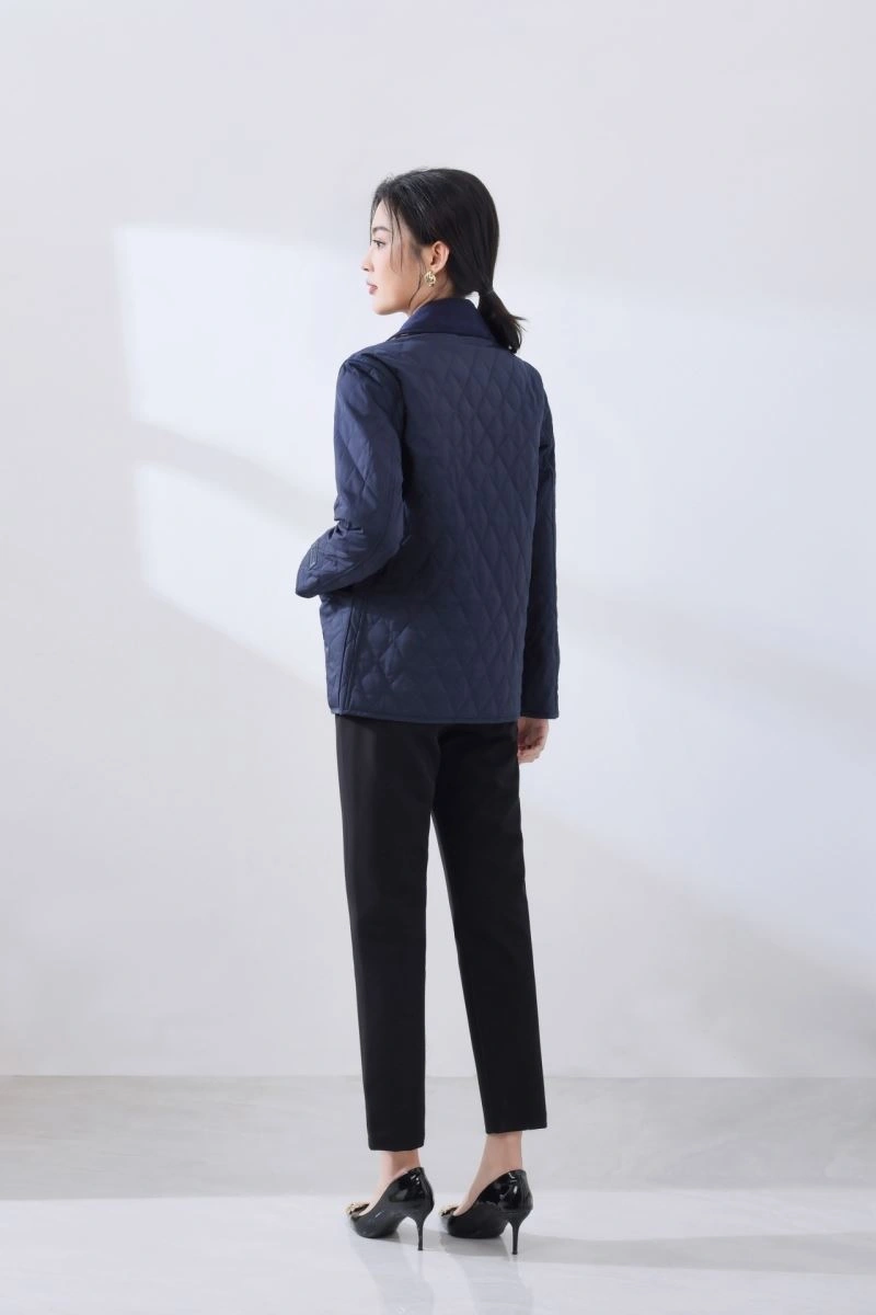 Sustainable Burberry Outwear 104745