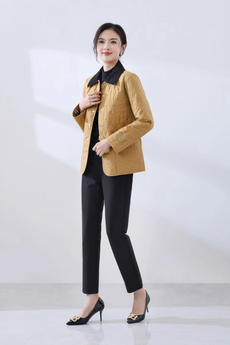 Burberry Outwear SportInspired 104707