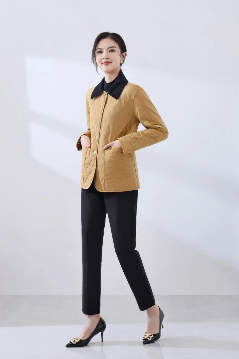 Burberry Outwear SportInspired 104707