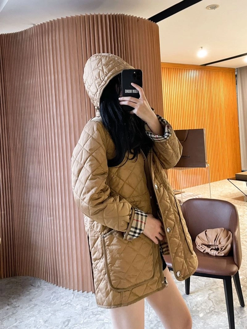 Modern Burberry Outwear 104746