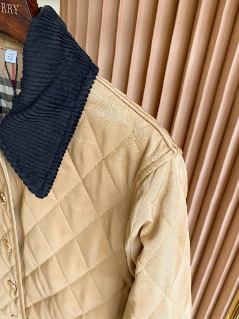 Burberry Outwear Sustainable 104703