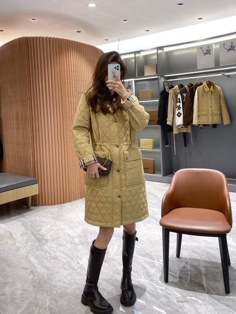Chic Burberry Outwear 104739