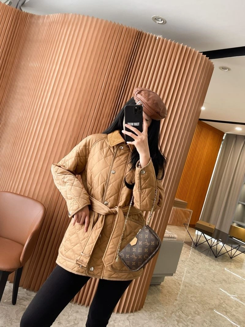 Burberry Outwear Stretchable 104695
