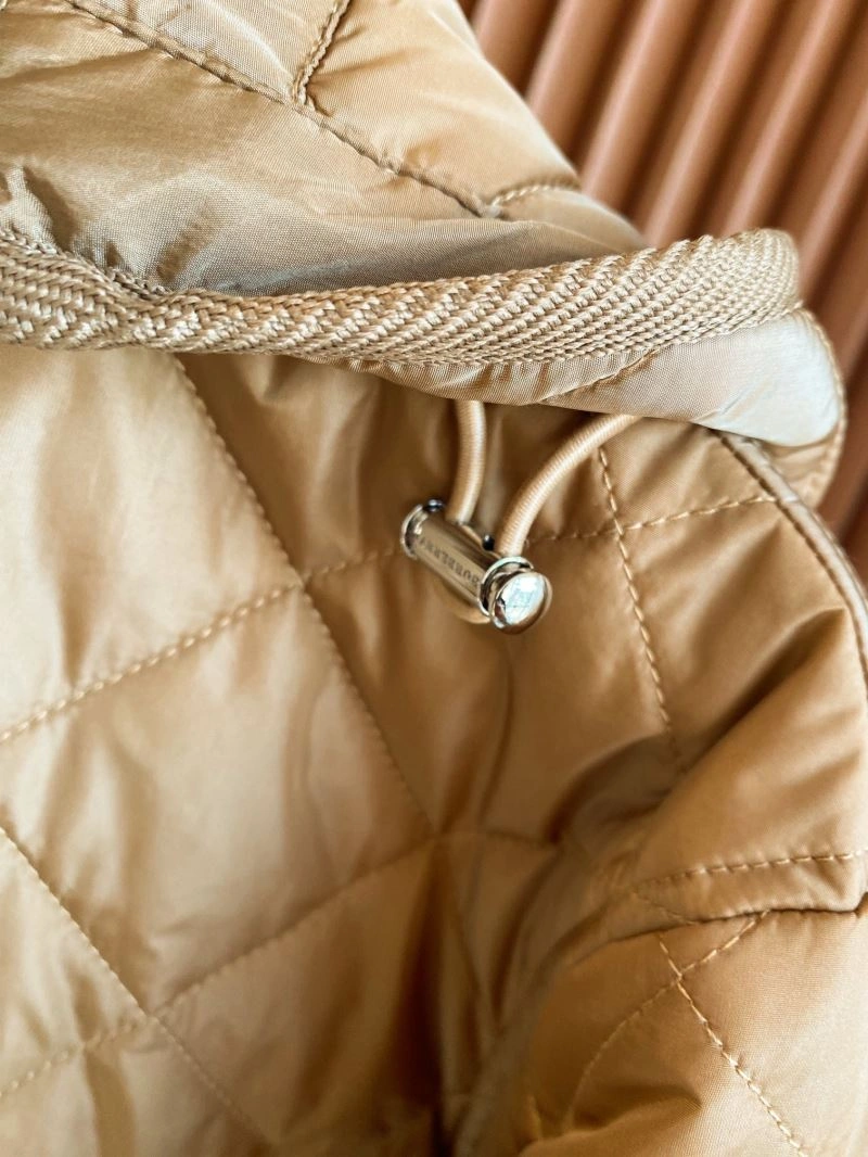 Burberry Outwear DailyWear 104690